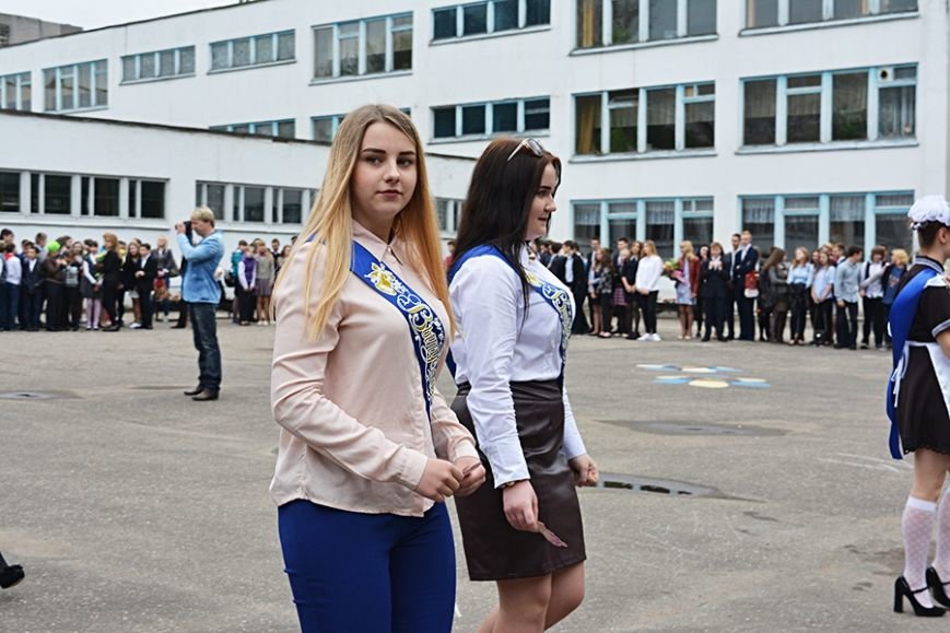 В школах Новополоцка и Полоцка прозвенели последние звонки. ФОТОФАКТ, фото-2