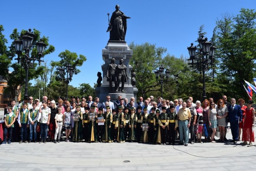 Памятник екатерине в симферополе фото