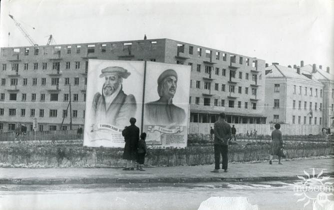 Как строили Курган Бессмертия в Полоцке и понтонный мост че..., фото-2 Как строили Курган Бессмертия в Полоцке и понтонный мост через Двину. Редкие кадры, фото-2