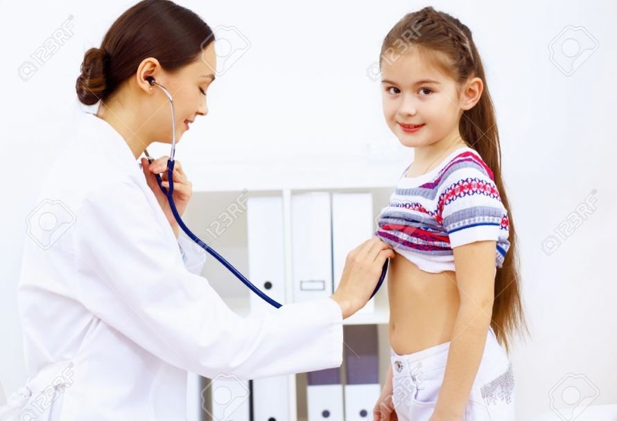 14080458-Little-girl-and-young-doctor-in-hospital-having-examination-Stock-Photo